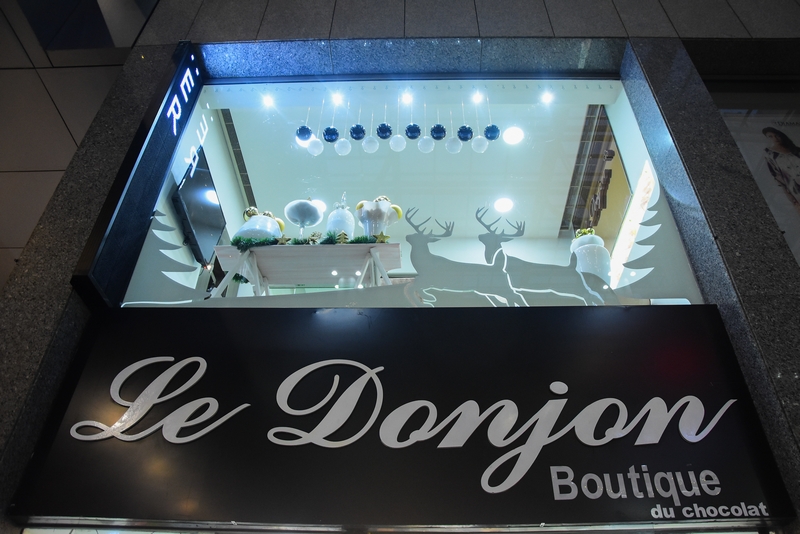 Le Donjon Boutique symbol of luxury at Verdun 732